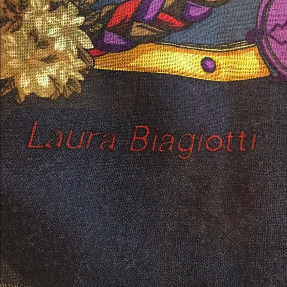 NWOT Made in Italy Pure Wool Scarf/Shawl - Picture 5 of 8